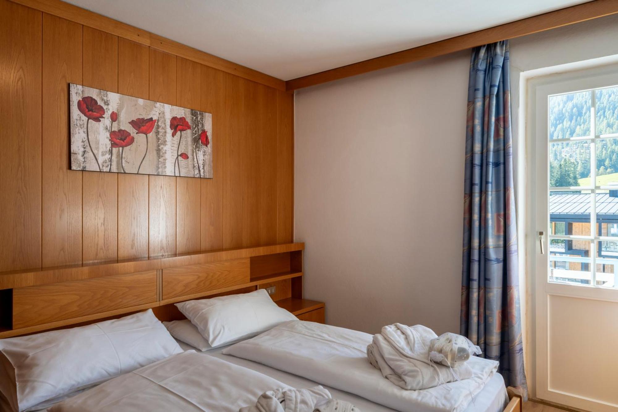 Mytime Hotels Savoy Виго ди Фаса Екстериор снимка